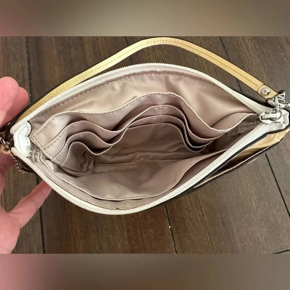 Coach wrislet - Picture 10 of 11